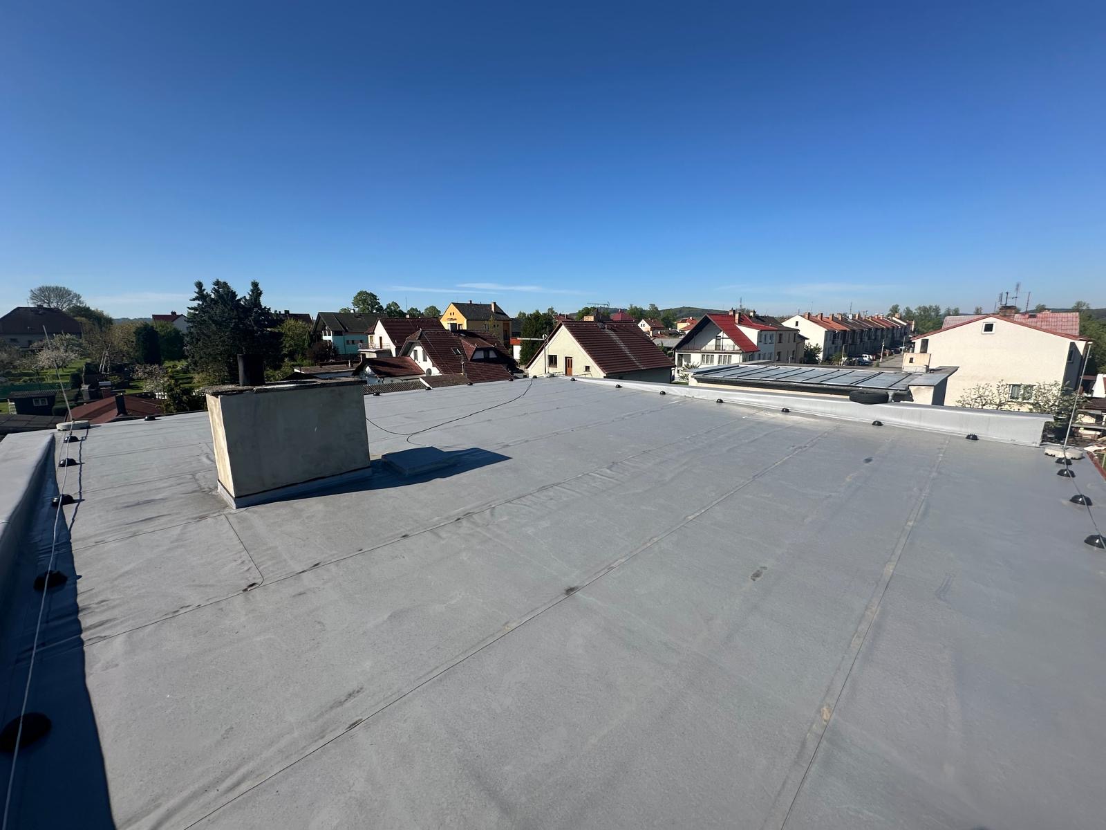 Izolace střechy z PVC folie